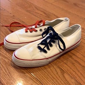 Juicy Couture Sneakers size 9